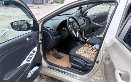Hyundai Solaris II рестайлинг, 2013 год, 720 000 рублей, 12 фотография