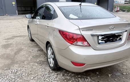 Hyundai Solaris II рестайлинг, 2013 год, 720 000 рублей, 7 фотография