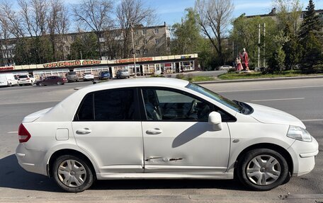 Nissan Tiida, 2011 год, 570 000 рублей, 2 фотография