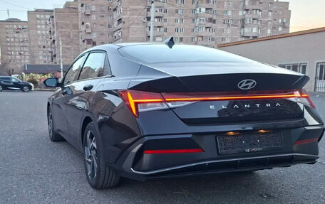 Hyundai Elantra, 2024 год, 2 020 000 рублей, 7 фотография