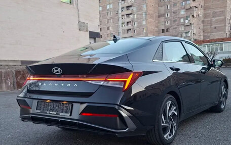 Hyundai Elantra, 2024 год, 2 020 000 рублей, 5 фотография