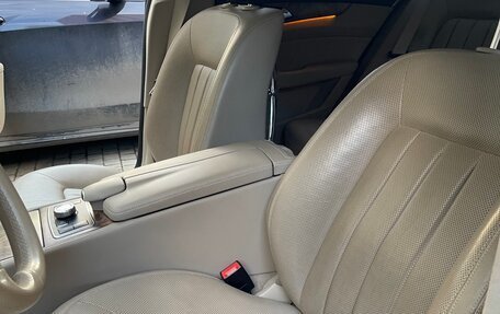 Mercedes-Benz CLS, 2012 год, 2 500 000 рублей, 15 фотография