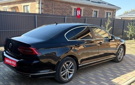 Volkswagen Passat B8 рестайлинг, 2017 год, 1 700 000 рублей, 10 фотография