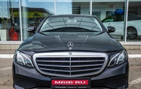 Mercedes-Benz E-Класс, 2016 год, 2 768 000 рублей, 2 фотография