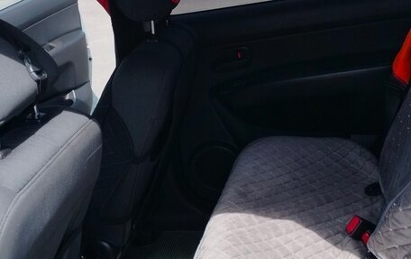 KIA Carens III (RP), 2007 год, 780 000 рублей, 12 фотография