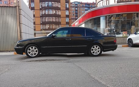 Mercedes-Benz E-Класс, 2000 год, 400 000 рублей, 3 фотография