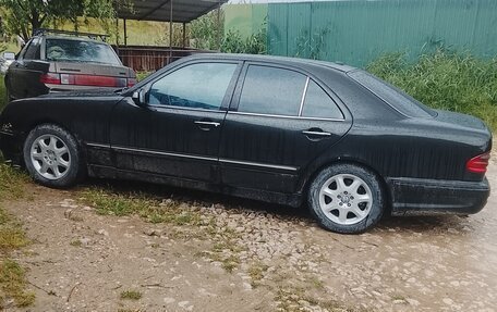 Mercedes-Benz E-Класс, 2000 год, 400 000 рублей, 7 фотография