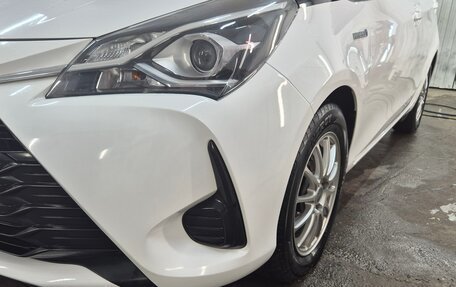 Toyota Yaris III рестайлинг, 2018 год, 1 540 000 рублей, 3 фотография