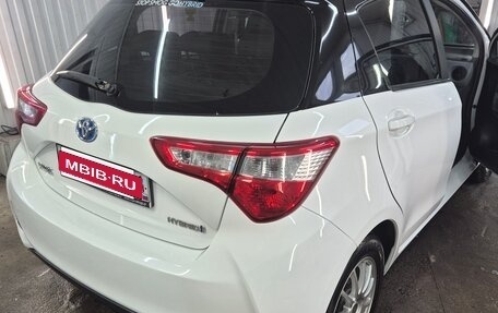 Toyota Yaris III рестайлинг, 2018 год, 1 540 000 рублей, 11 фотография