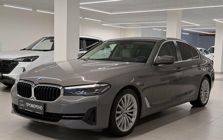 BMW 5 серия, 2021 год, 4 280 000 рублей, 5 фотография