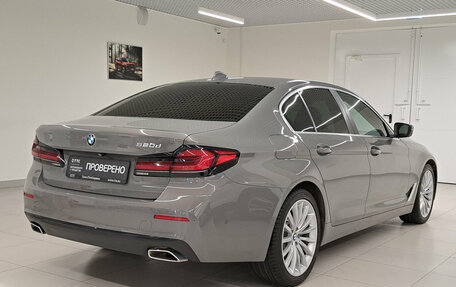 BMW 5 серия, 2021 год, 4 280 000 рублей, 9 фотография