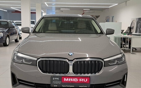 BMW 5 серия, 2021 год, 4 280 000 рублей, 6 фотография