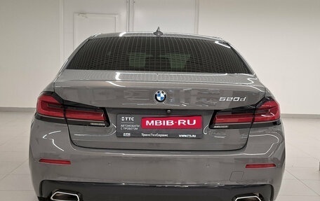 BMW 5 серия, 2021 год, 4 280 000 рублей, 10 фотография