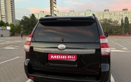 Toyota Land Cruiser Prado 150 рестайлинг 2, 2013 год, 3 550 000 рублей, 3 фотография