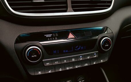 Hyundai Tucson III, 2018 год, 2 065 000 рублей, 15 фотография