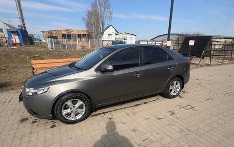 KIA Cerato III, 2010 год, 600 000 рублей, 2 фотография