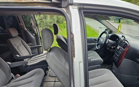 Chrysler Town & Country IV, 2006 год, 875 000 рублей, 17 фотография