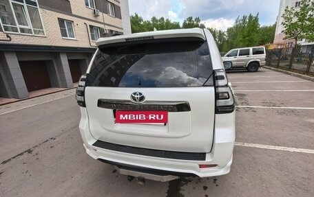 Toyota Land Cruiser Prado 150 рестайлинг 2, 2020 год, 5 700 000 рублей, 4 фотография