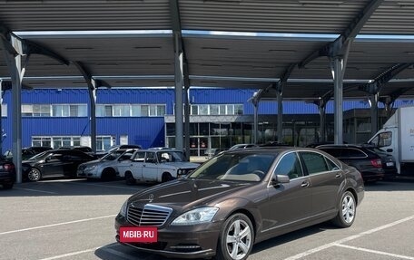 Mercedes-Benz S-Класс, 2012 год, 2 200 000 рублей, 2 фотография