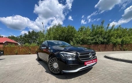 Mercedes-Benz E-Класс, 2021 год, 2 900 000 рублей, 4 фотография