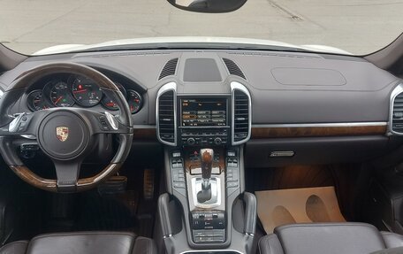 Porsche Cayenne III, 2011 год, 3 950 000 рублей, 9 фотография