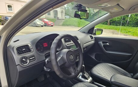 Volkswagen Polo VI (EU Market), 2012 год, 700 000 рублей, 20 фотография