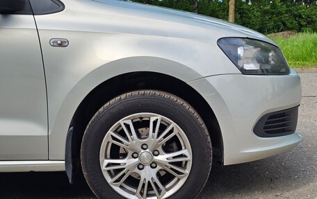 Volkswagen Polo VI (EU Market), 2012 год, 700 000 рублей, 16 фотография