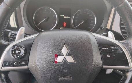 Mitsubishi Outlander III рестайлинг 3, 2013 год, 1 400 000 рублей, 22 фотография