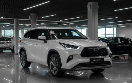 Toyota Highlander, 2026 год, 5 100 000 рублей, 23 фотография
