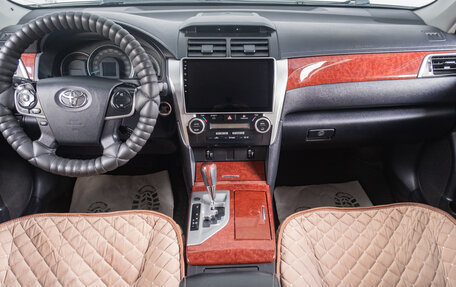 Toyota Camry, 2014 год, 1 969 000 рублей, 10 фотография