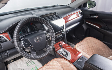 Toyota Camry, 2014 год, 1 969 000 рублей, 8 фотография