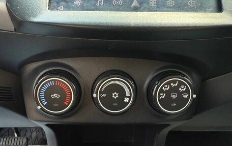 Mitsubishi Outlander III рестайлинг 3, 2012 год, 1 035 000 рублей, 16 фотография