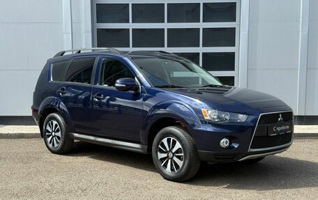 Mitsubishi Outlander III рестайлинг 3, 2012 год, 1 035 000 рублей, 7 фотография
