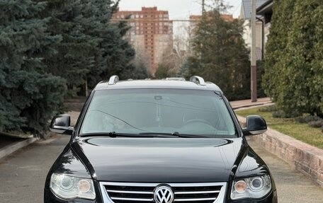 Volkswagen Touareg III, 2007 год, 1 100 000 рублей, 2 фотография