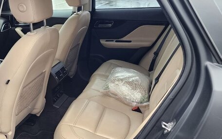 Jaguar F-Pace, 2018 год, 2 550 000 рублей, 9 фотография
