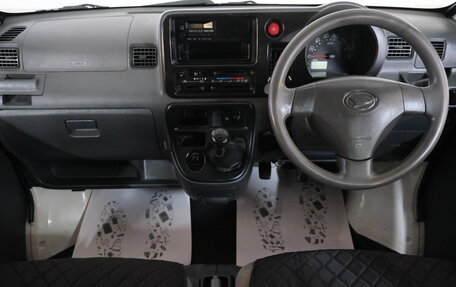 Daihatsu Hijet X, 2015 год, 589 000 рублей, 12 фотография