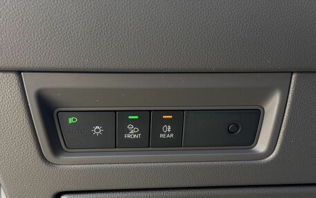 Volkswagen Touareg III, 2018 год, 4 950 000 рублей, 10 фотография