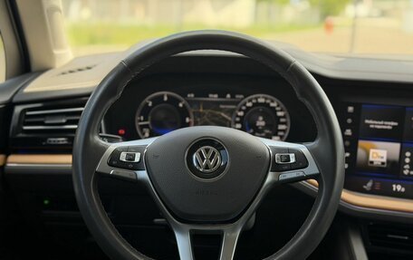 Volkswagen Touareg III, 2018 год, 4 950 000 рублей, 15 фотография