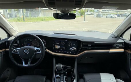 Volkswagen Touareg III, 2018 год, 4 950 000 рублей, 24 фотография
