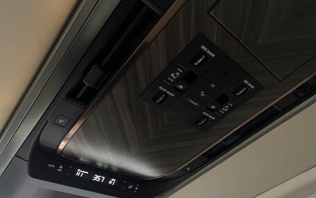 Lexus LM, 2025 год, 16 990 000 рублей, 32 фотография