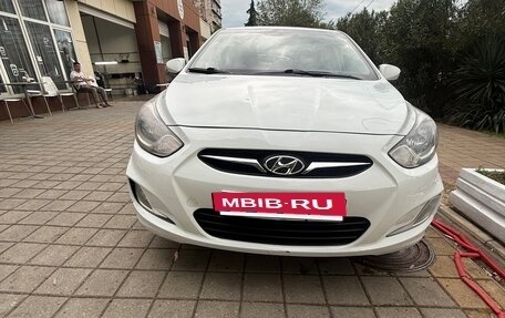 Hyundai Solaris II рестайлинг, 2013 год, 730 000 рублей, 4 фотография