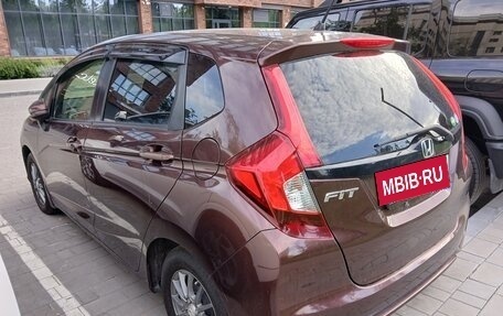 Honda Fit III, 2018 год, 1 150 000 рублей, 2 фотография