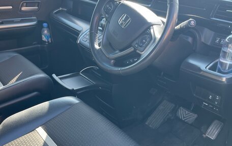 Honda Stepwgn IV, 2020 год, 2 400 000 рублей, 4 фотография