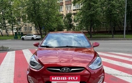 Hyundai Solaris II рестайлинг, 2012 год, 975 000 рублей, 5 фотография