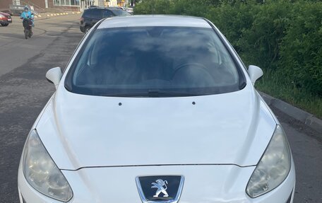 Peugeot 308 II, 2011 год, 630 000 рублей, 2 фотография