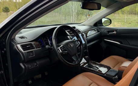 Toyota Camry, 2016 год, 2 160 000 рублей, 10 фотография