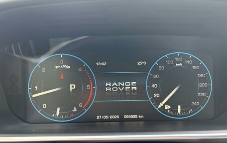 Land Rover Range Rover IV рестайлинг, 2013 год, 3 590 000 рублей, 14 фотография