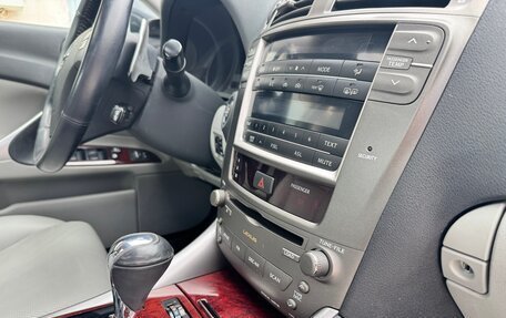 Lexus IS II рестайлинг 2, 2007 год, 1 800 000 рублей, 25 фотография