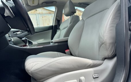 Lexus IS II рестайлинг 2, 2007 год, 1 800 000 рублей, 20 фотография