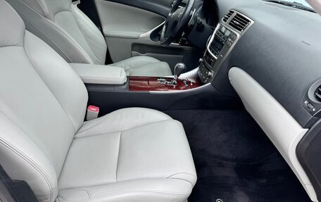 Lexus IS II рестайлинг 2, 2007 год, 1 800 000 рублей, 27 фотография